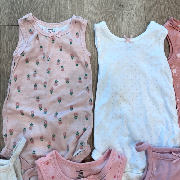 12M Baby Girl Spring Bundle | 11 Piece Gerber Bodysuits + Bloomers - Picture 2 of 7